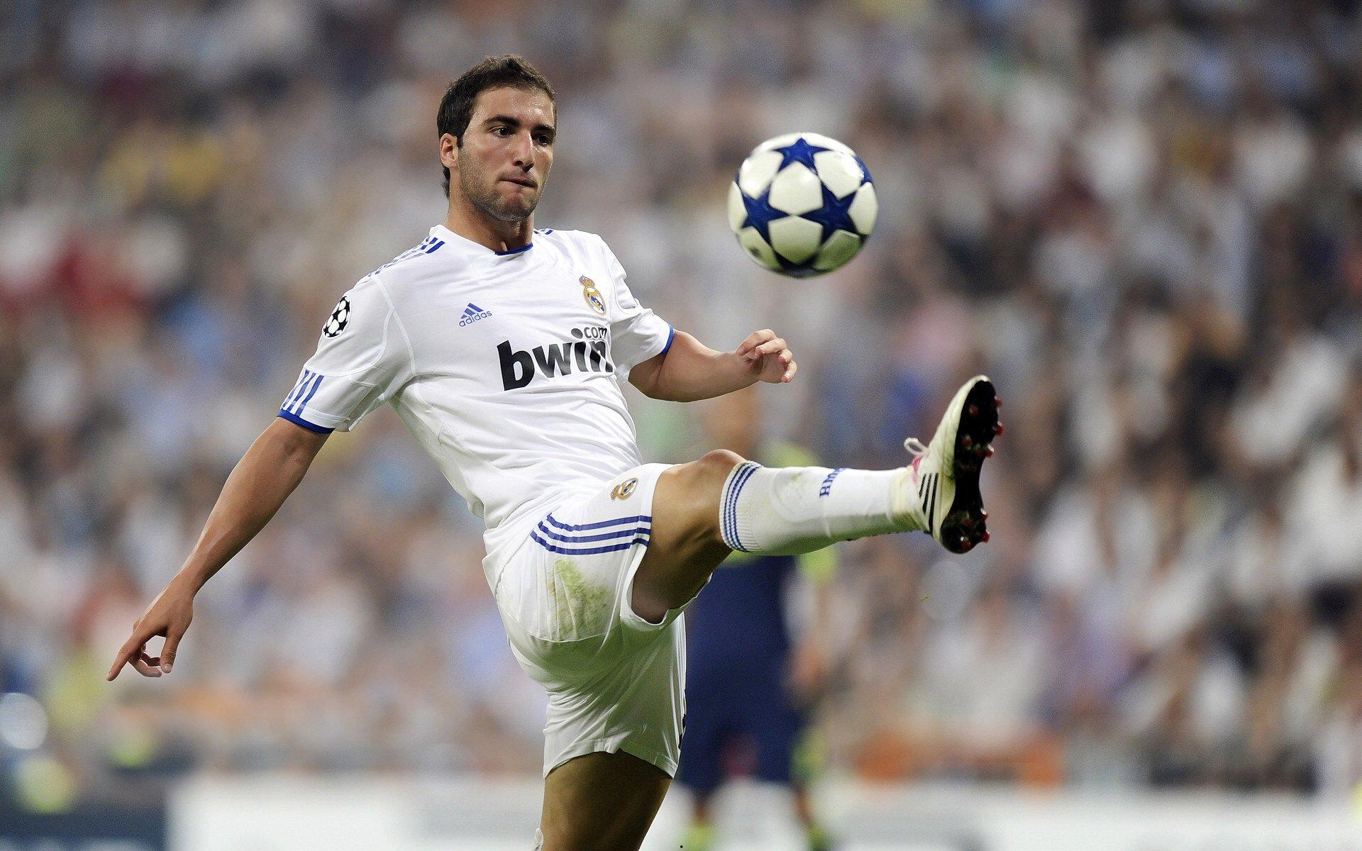 凯恩豪言拜仁将开启冠军新纪元，剑指世俱杯荣耀为起点